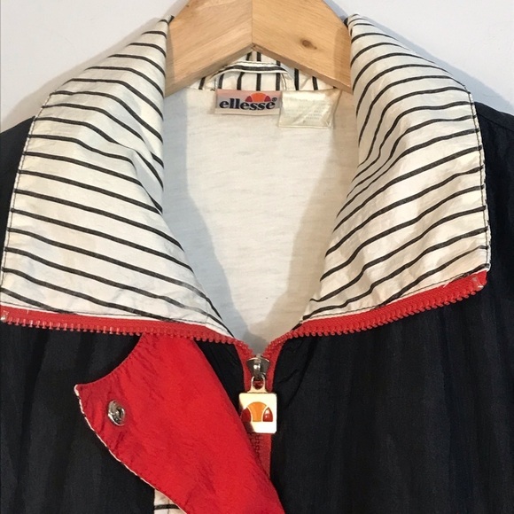 VINTAGE ELLESSE 80's Windbreaker Jacket - Picture 8 of 15